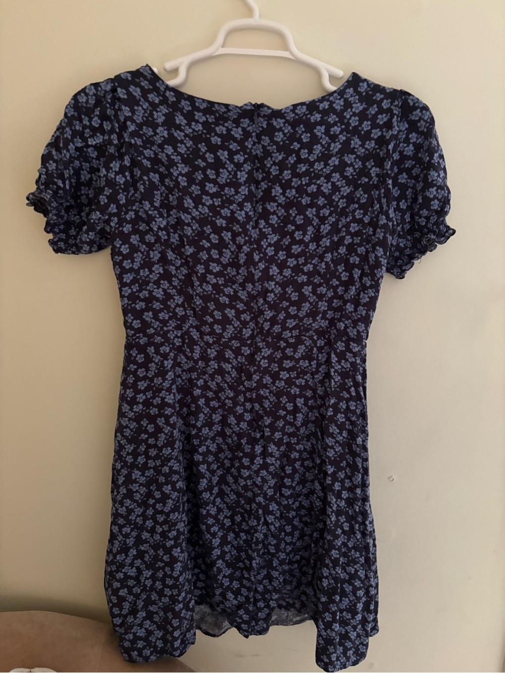 Sugarlips Navy & Light Blue Floral Puff-Sleeve Mini Dress - Picture 2 of 3